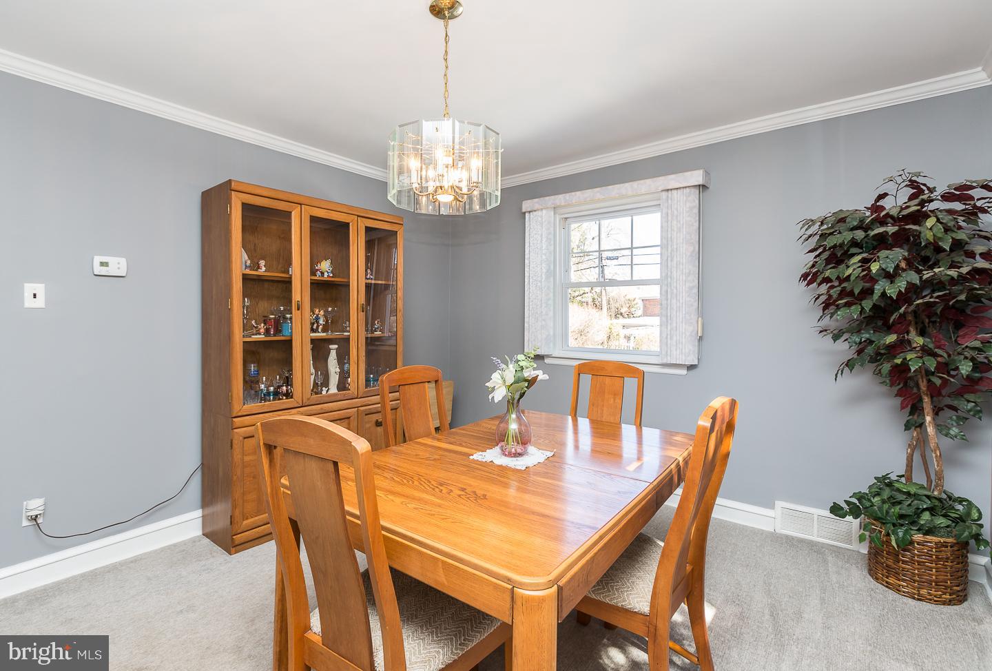 8427 Pembrook Road Philadelphia, PA 19128 - Photo 8 of 31 Gallery Image 8