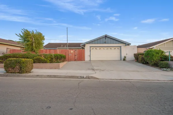 $550,000 | 1504 West Airport Avenue, Lompoc, CA 93436