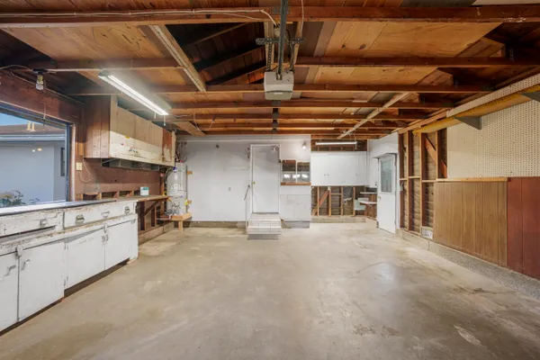$550,000 | 1504 West Airport Avenue, Lompoc, CA 93436