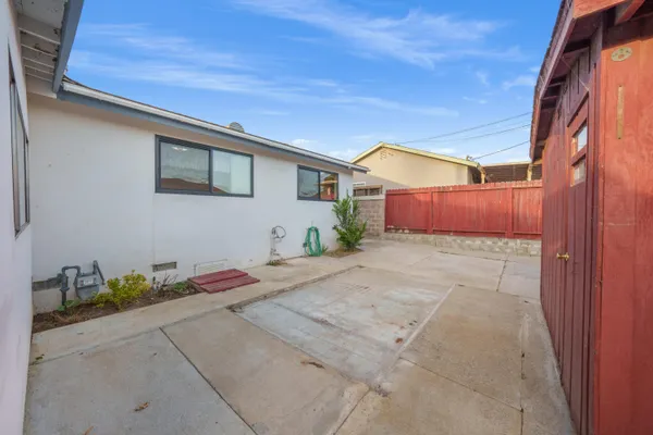 $550,000 | 1504 West Airport Avenue, Lompoc, CA 93436