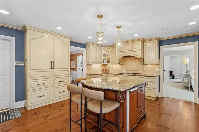 $999,000 | 2250 Lisson Road, Naperville, IL 60565