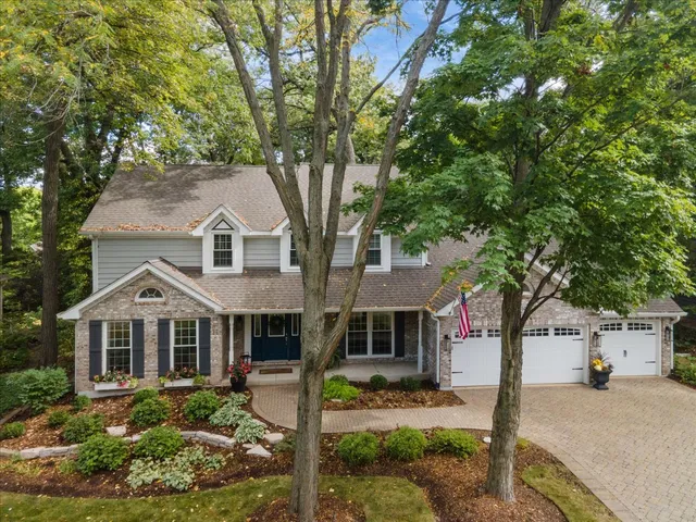 $999,000 | 2250 Lisson Road, Naperville, IL 60565