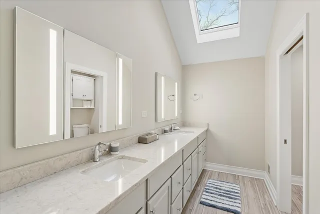 $999,000 | 2250 Lisson Road, Naperville, IL 60565