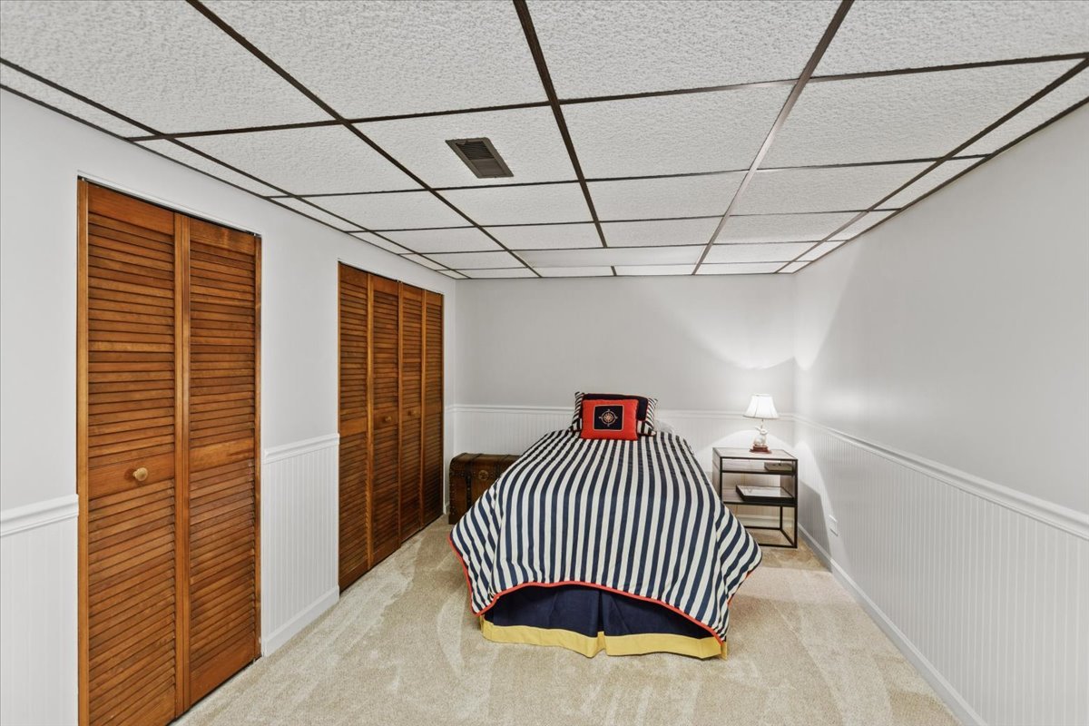 2250 Lisson Road Naperville, IL 60565 - Photo 40 of 53 a view of empty room with wooden floor