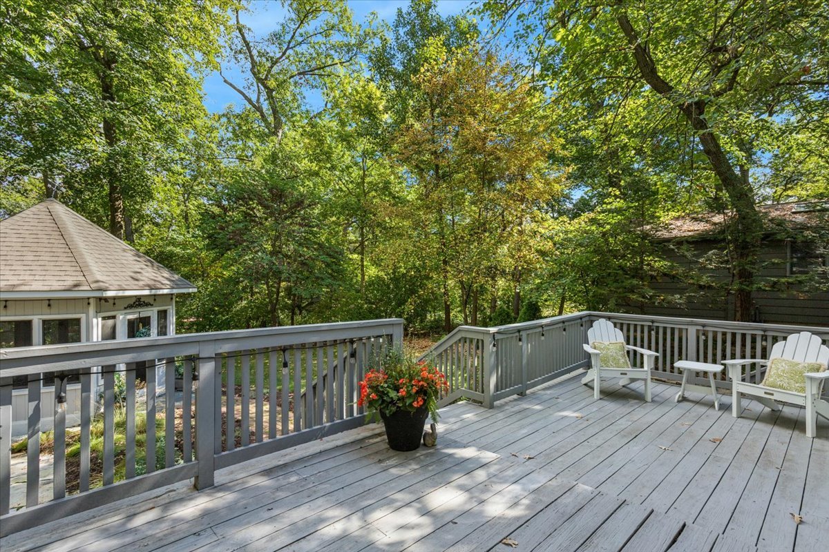2250 Lisson Road Naperville, IL 60565 - Photo 44 of 53 a view of balcony with deck and wooden floor