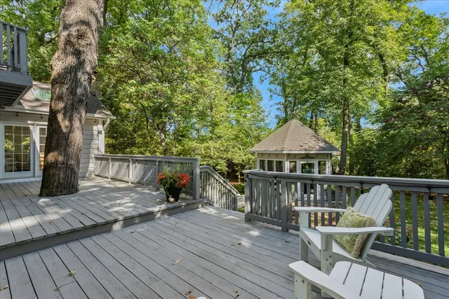 $999,000 | 2250 Lisson Road, Naperville, IL 60565