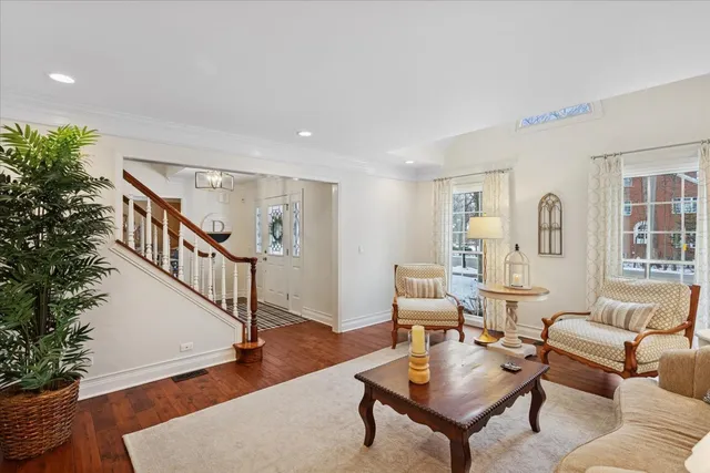 $999,000 | 2250 Lisson Road, Naperville, IL 60565