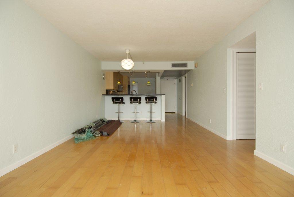 18 Royal Palm Way, Unit 107 Boca Raton, FL 33432 - Photo 5 of 29 Living Room 2