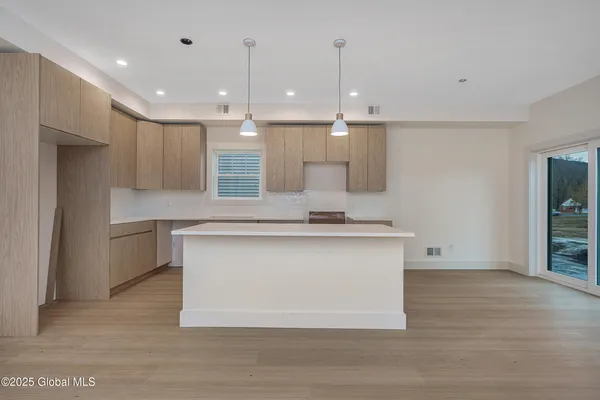$374,900 | 133 Marjorie Lane, Unit 4, Middleburgh, NY 12122