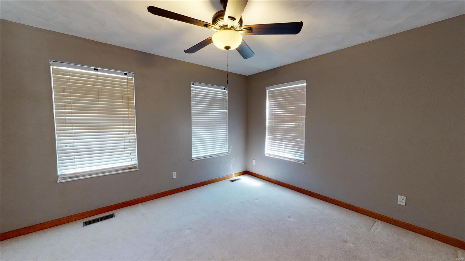 1205 Pepperidge Drive O'Fallon, IL 62269 - Photo 35 of 49