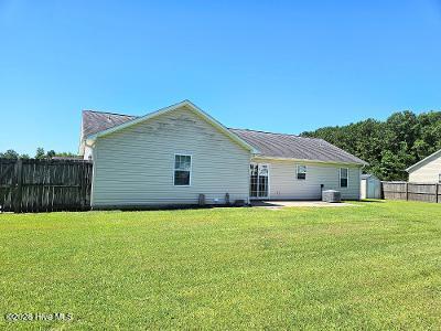 320 Top Knot Road Hubert, NC 28539 - Photo 21 of 26