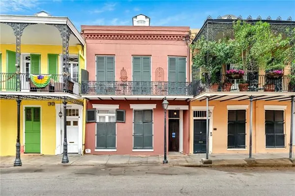 $1,500 | 1125 Royal Street, Unit 3, New Orleans, LA 70116