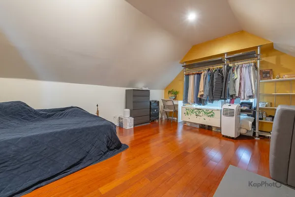 $725,000 | 3743 North Kimball Avenue, Chicago, IL 60618