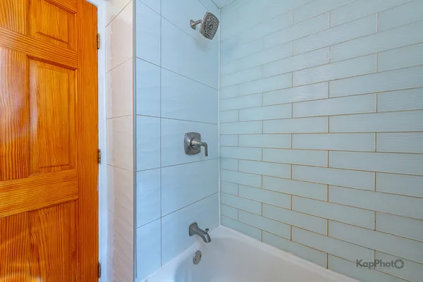 $725,000 | 3743 North Kimball Avenue, Chicago, IL 60618