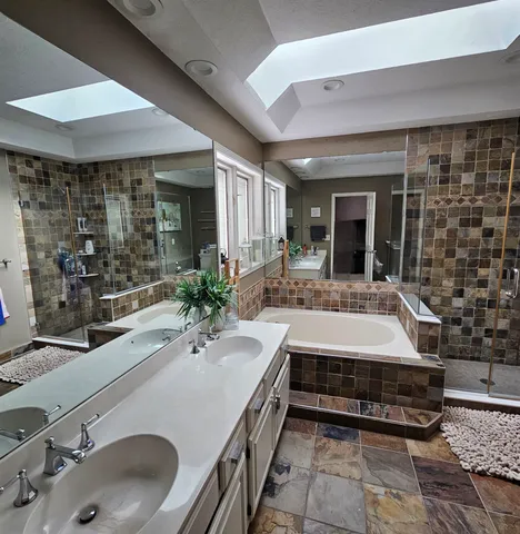 $365,000 | 5221 Deer Pointe, Rockford, IL 61114