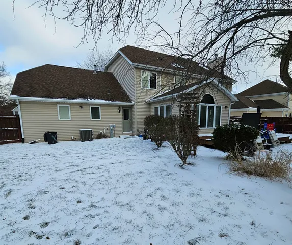 $365,000 | 5221 Deer Pointe, Rockford, IL 61114