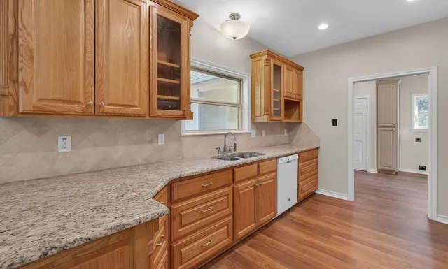 $615,000 | 556 Wildwood Trail, Lorena, TX 76655