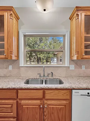 $615,000 | 556 Wildwood Trail, Lorena, TX 76655