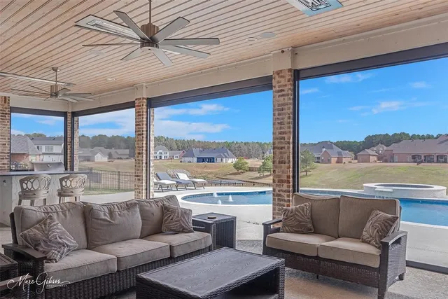 $1,100,000 | 1245 Big Pine Key Lane, Benton, LA 71006