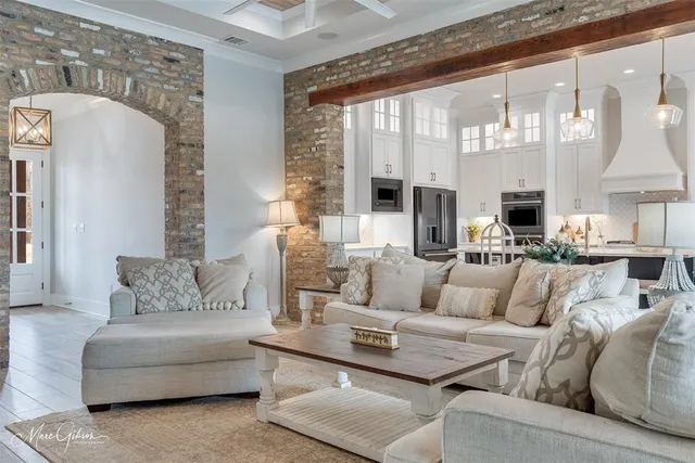 $1,100,000 | 1245 Big Pine Key Lane, Benton, LA 71006