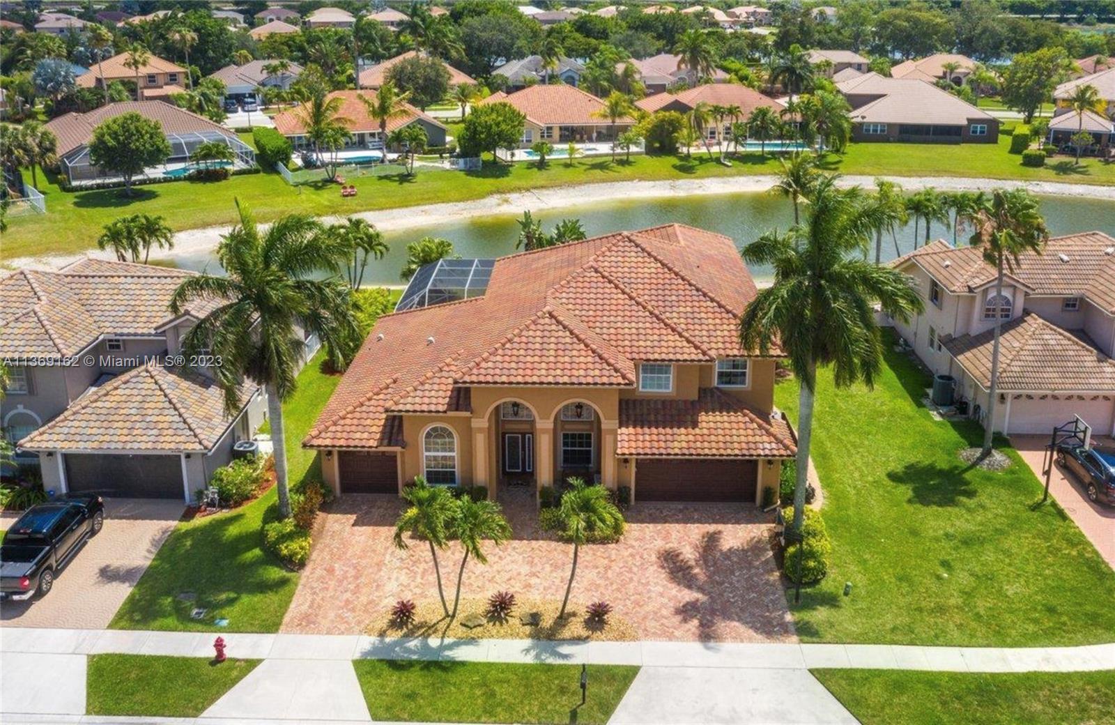 22353 Siesta Key Drive Boca Raton, FL 33428 - Photo 37 of 39