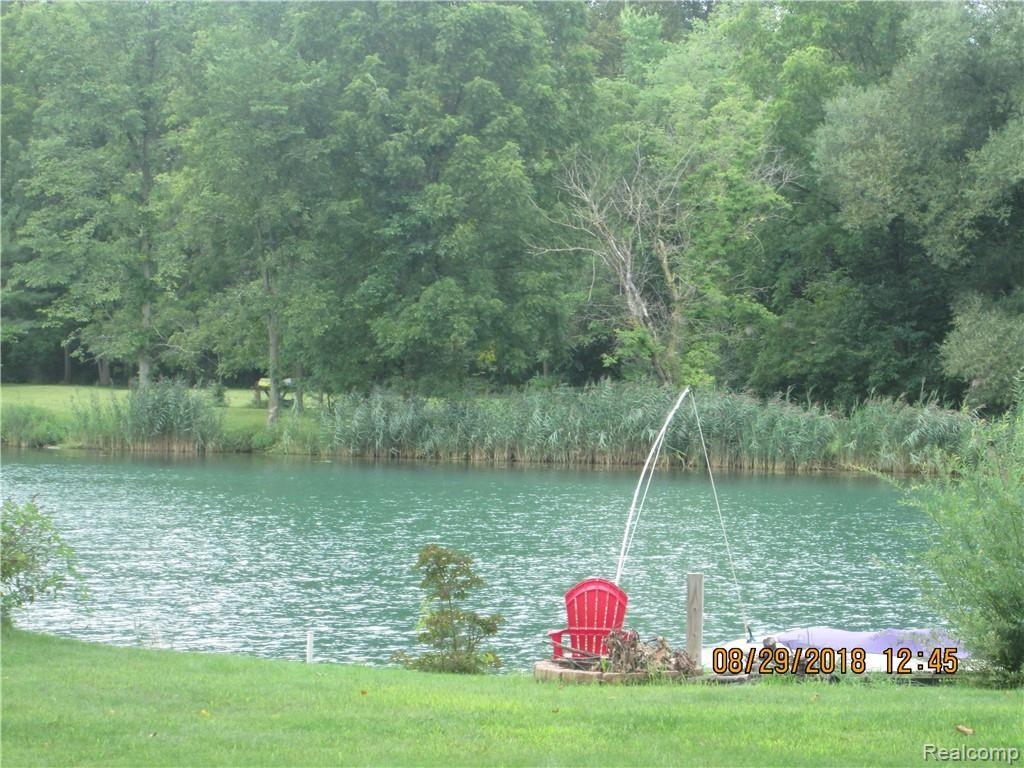 3245 Riverside Drive Port Huron, MI 48060 - Photo 12 of 32 IMG_4695.JPG