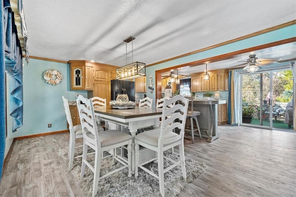 711 Baldwin Road Pittsburgh, PA 15205 - Photo 3 of 25 Gallery Image 3