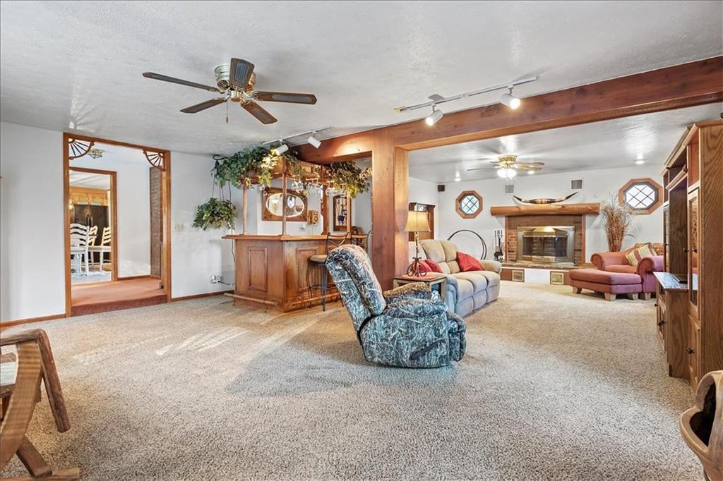 711 Baldwin Road Pittsburgh, PA 15205 - Photo 7 of 25 Gallery Image 7