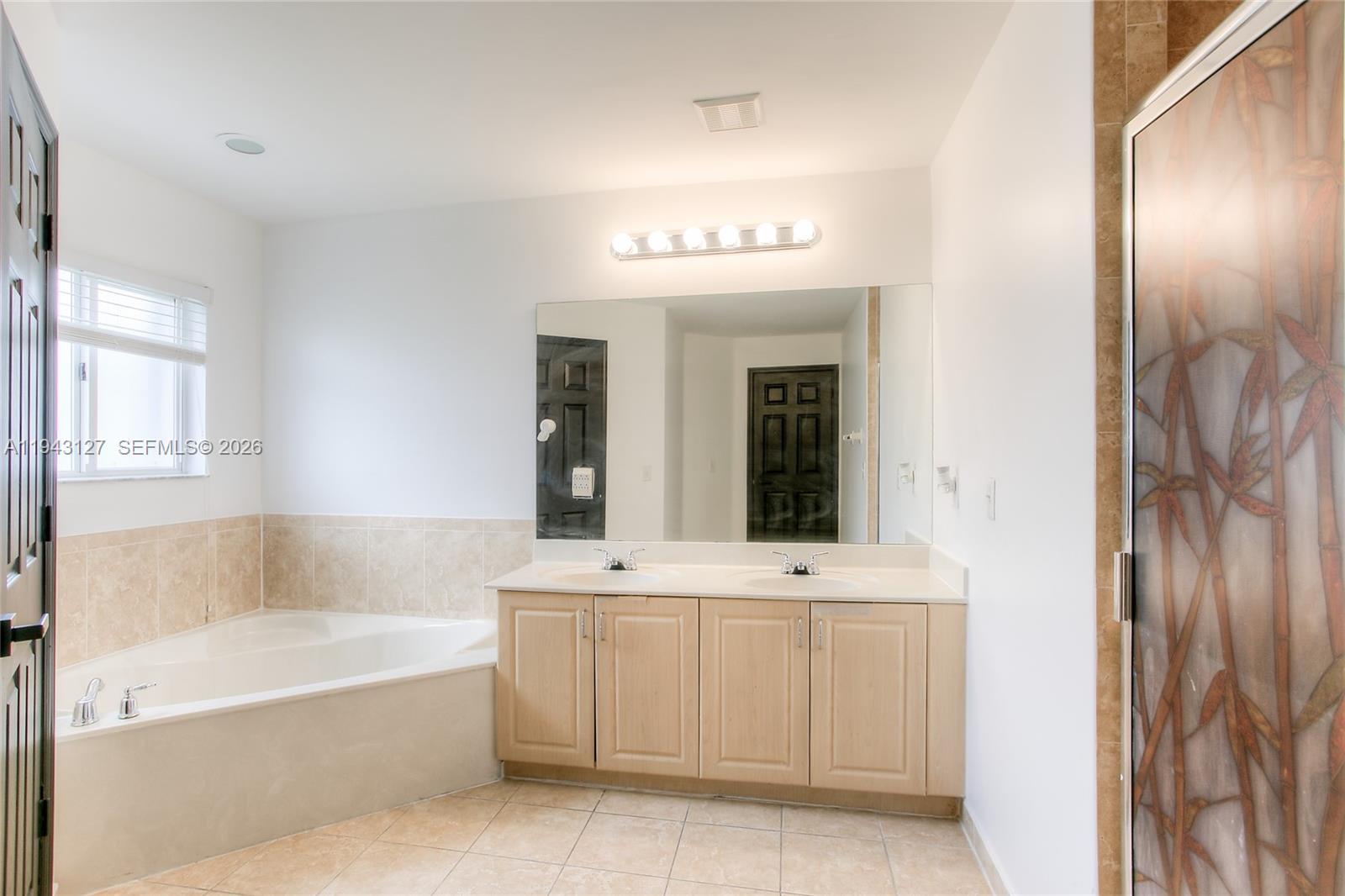 28414 Southwest 133rd Path Homestead, FL 33033 - Photo 13 of 16