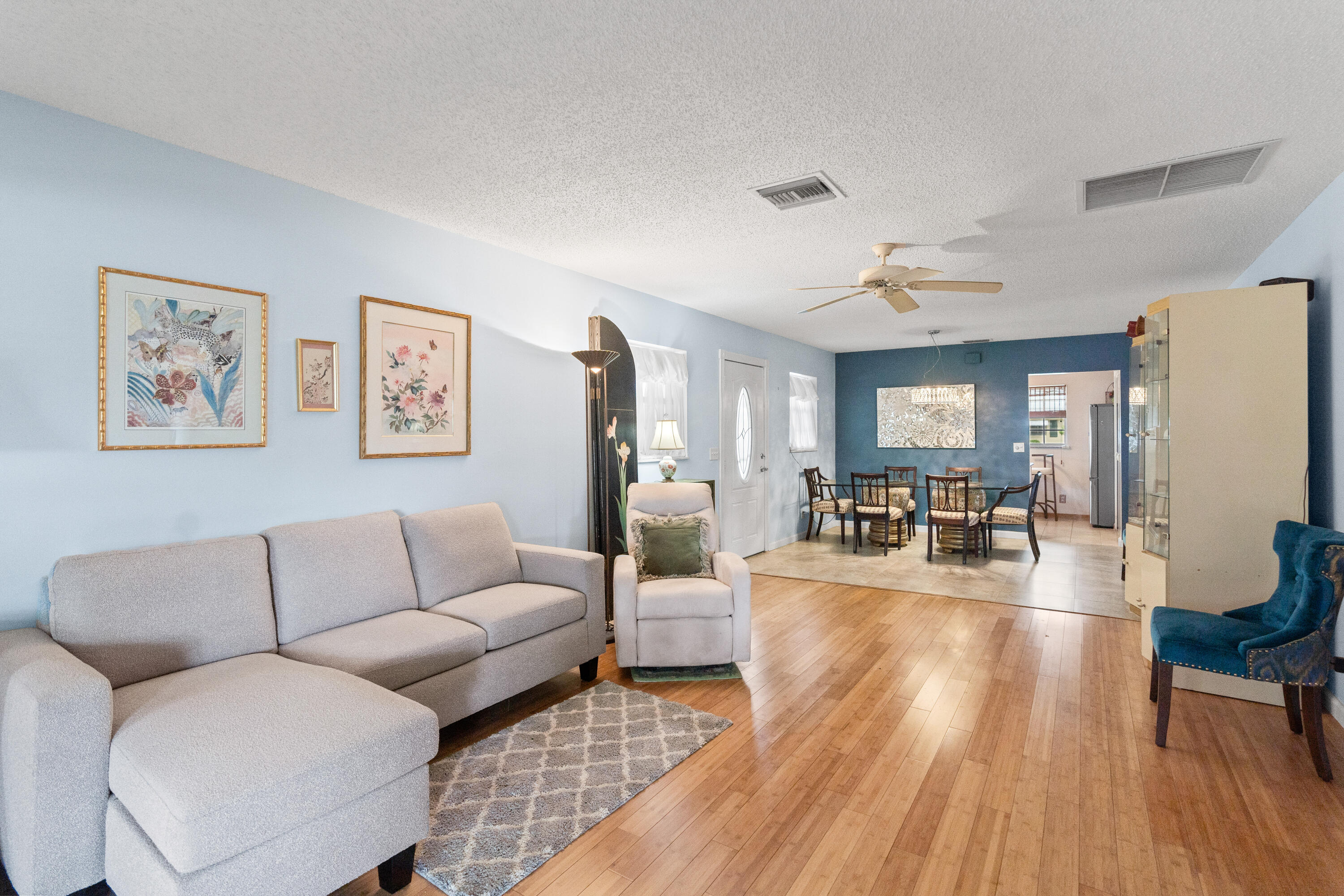 249 Cardinal Lane Delray Beach, FL 33445 - Photo 21 of 36 Living Room