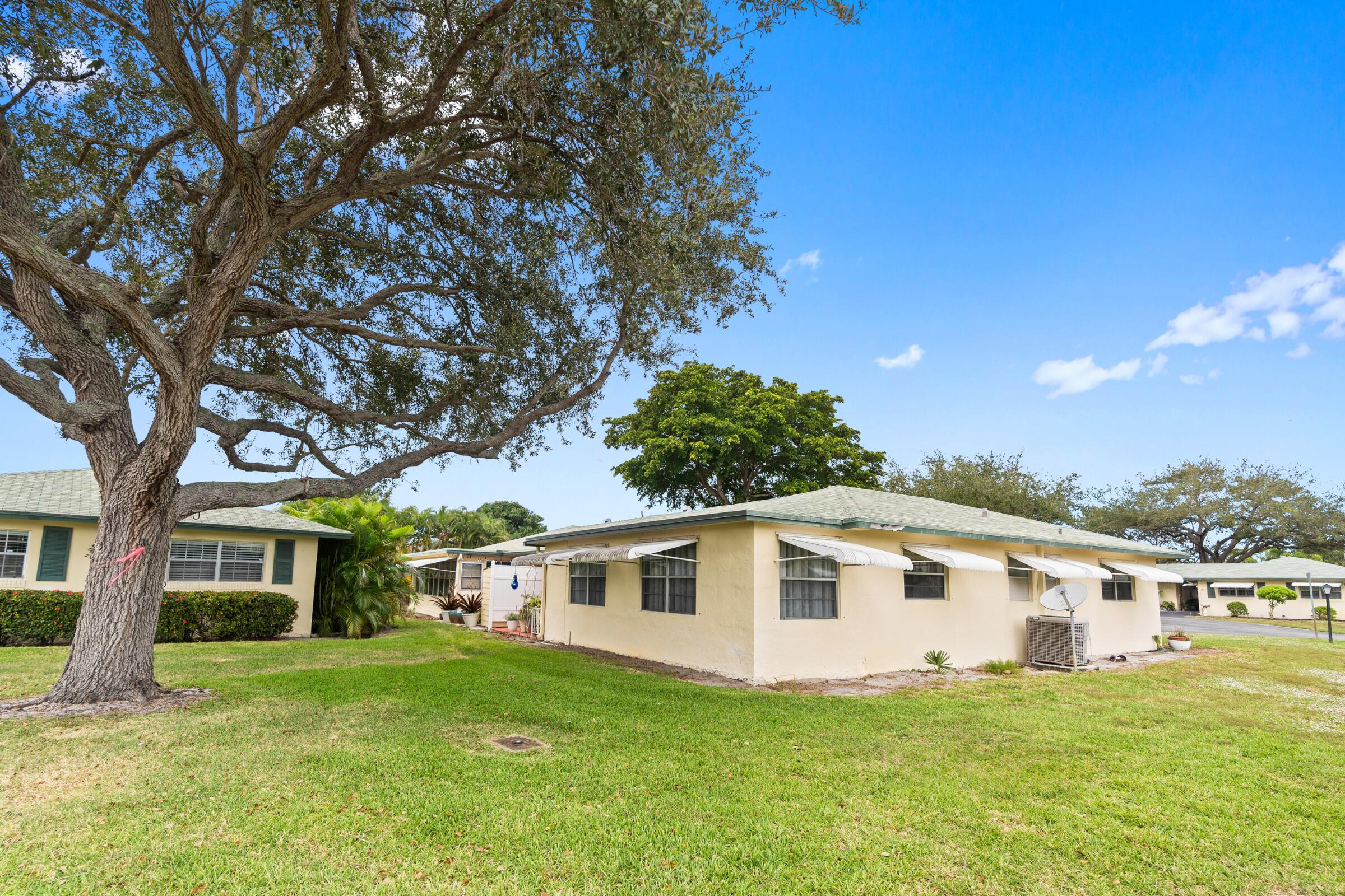 249 Cardinal Lane Delray Beach, FL 33445 - Photo 28 of 36 Back