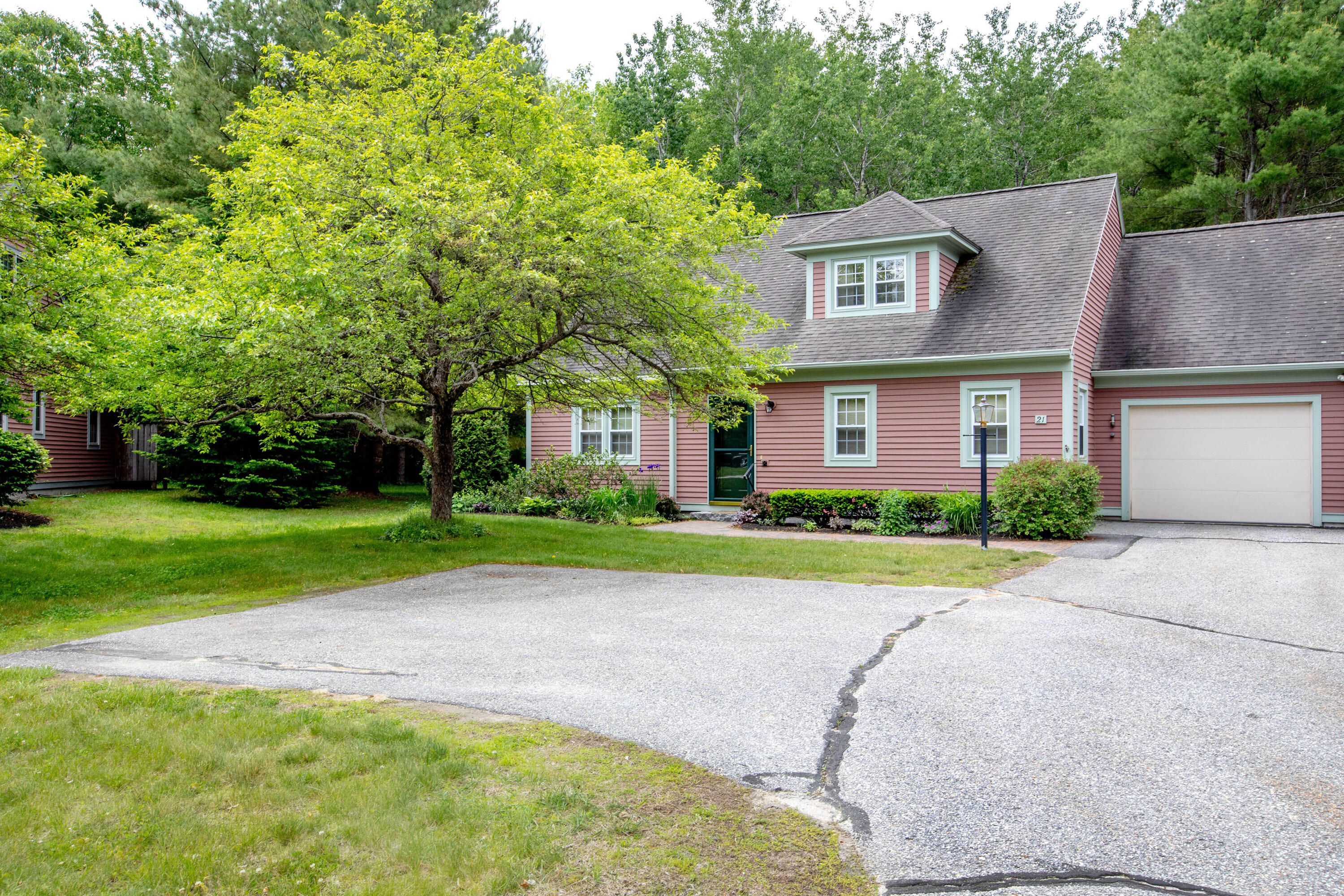 21 Birch Meadow Road, Unit J2 Brunswick, ME 04011 - Photo 1 of 40 Birch Meadow_Baribeau_02