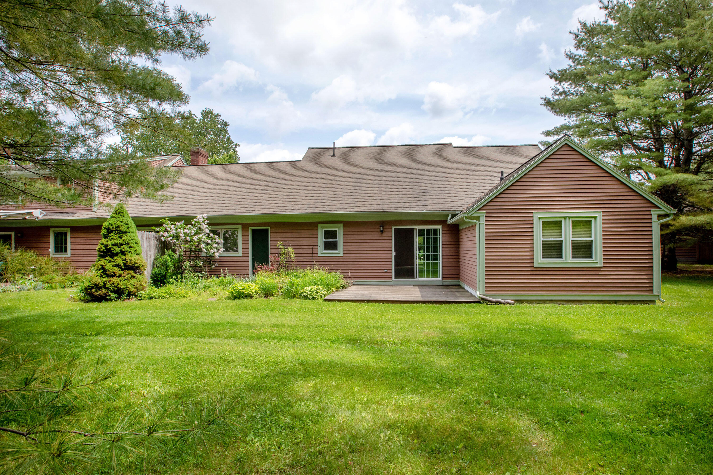 21 Birch Meadow Road, Unit J2 Brunswick, ME 04011 - Photo 34 of 40 Birch Meadow_Baribeau_42