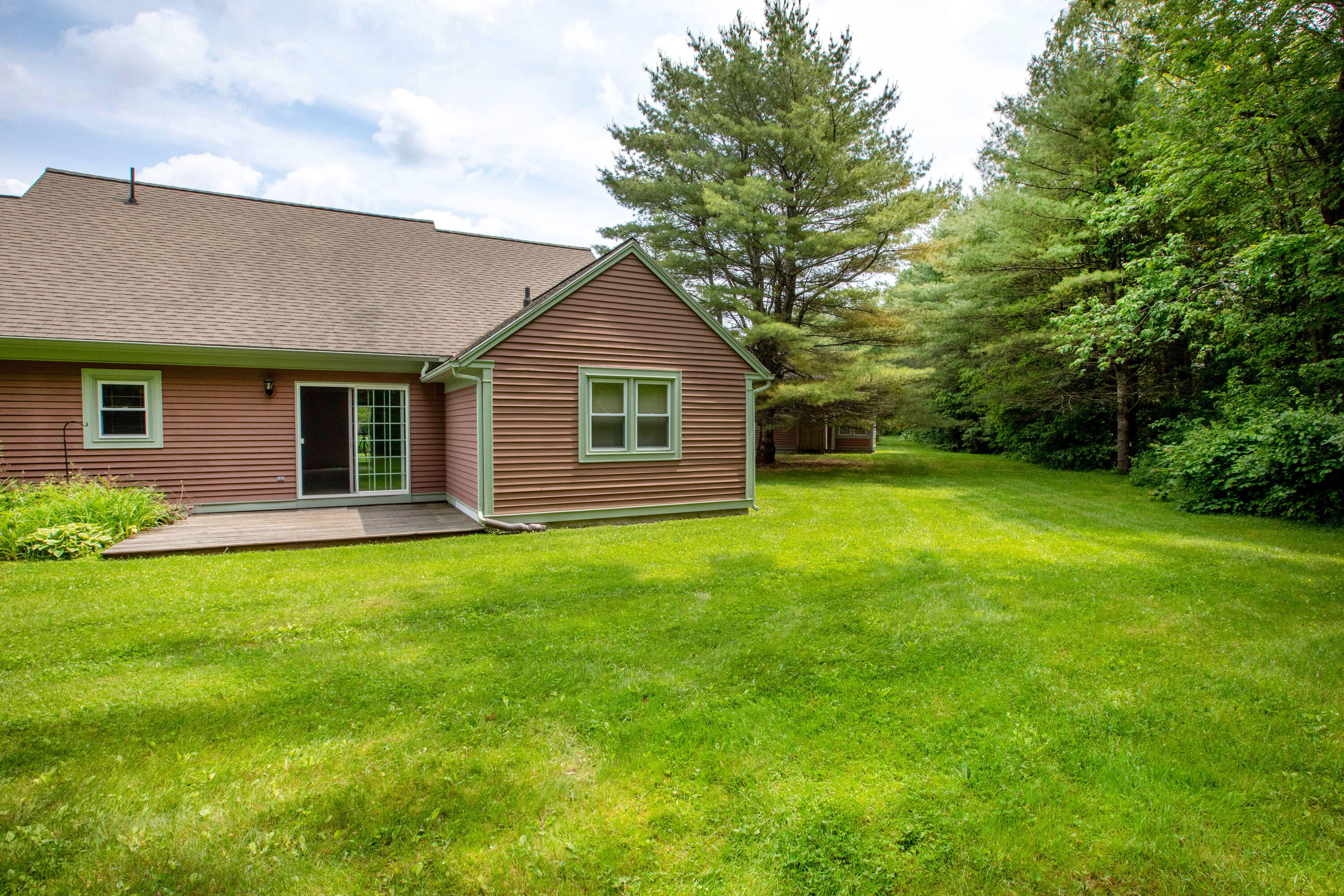 21 Birch Meadow Road, Unit J2 Brunswick, ME 04011 - Photo 37 of 40 Birch Meadow_Baribeau_43