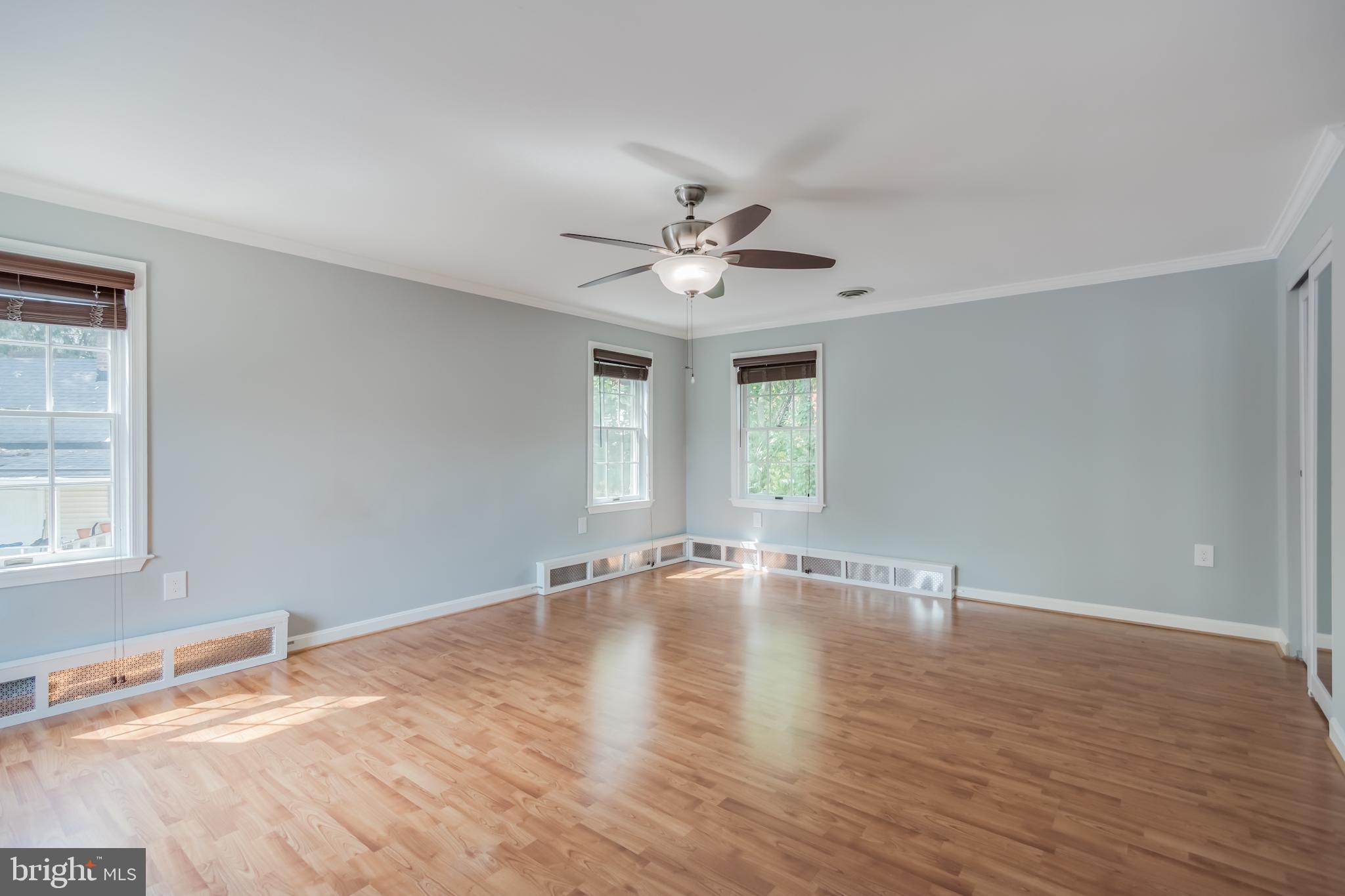 820 Philadelphia Avenue Silver Spring, MD 20910 - Photo 16 of 29 Gallery Image 16
