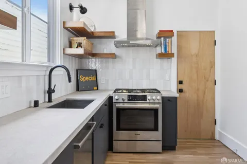 $1,368,000 | 400 Goettingen Street, San Francisco, CA 94134