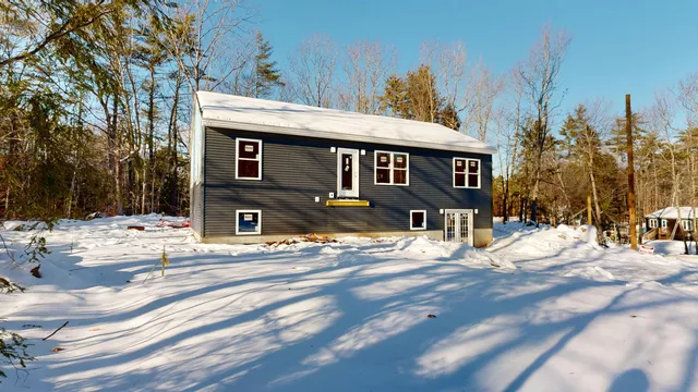 $329,000 | 33 Mallard Drive, Limerick, ME 04048