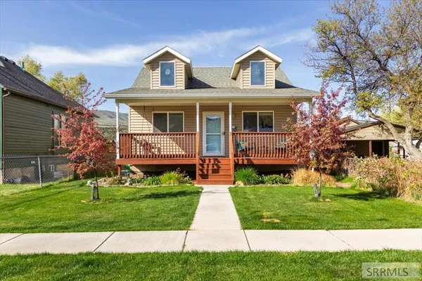 $319,999 | 1623 South 3rd Avenue, Pocatello, ID 83201