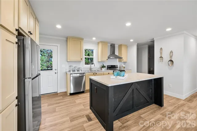 $419,000 | 1675 Bull Creek Road, Marshall, NC 28753