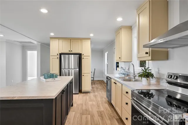 $419,000 | 1675 Bull Creek Road, Marshall, NC 28753