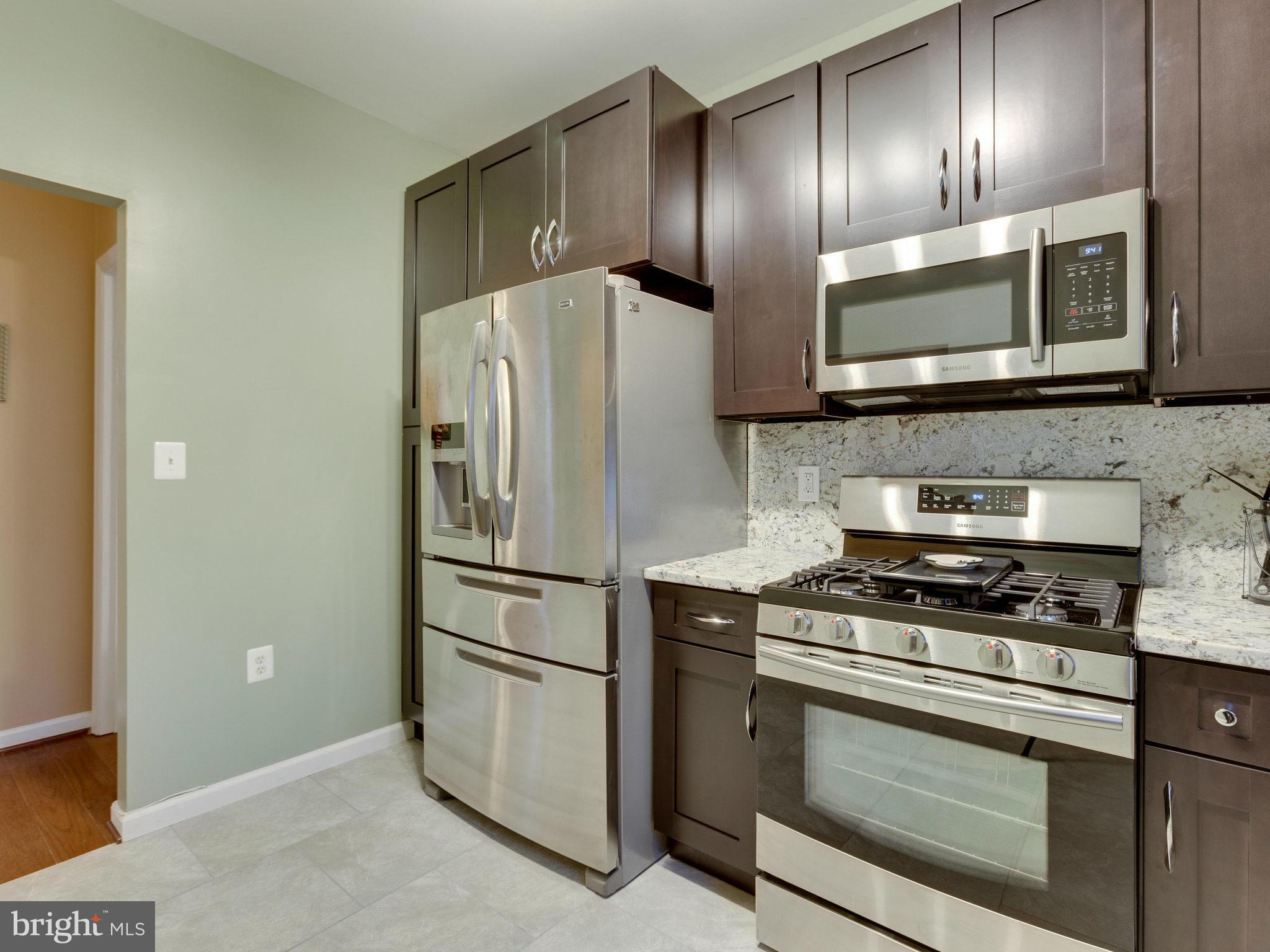11401 Gate Hill Place, Unit 77 Reston, VA 20194 - Photo 13 of 30 Kitchen
