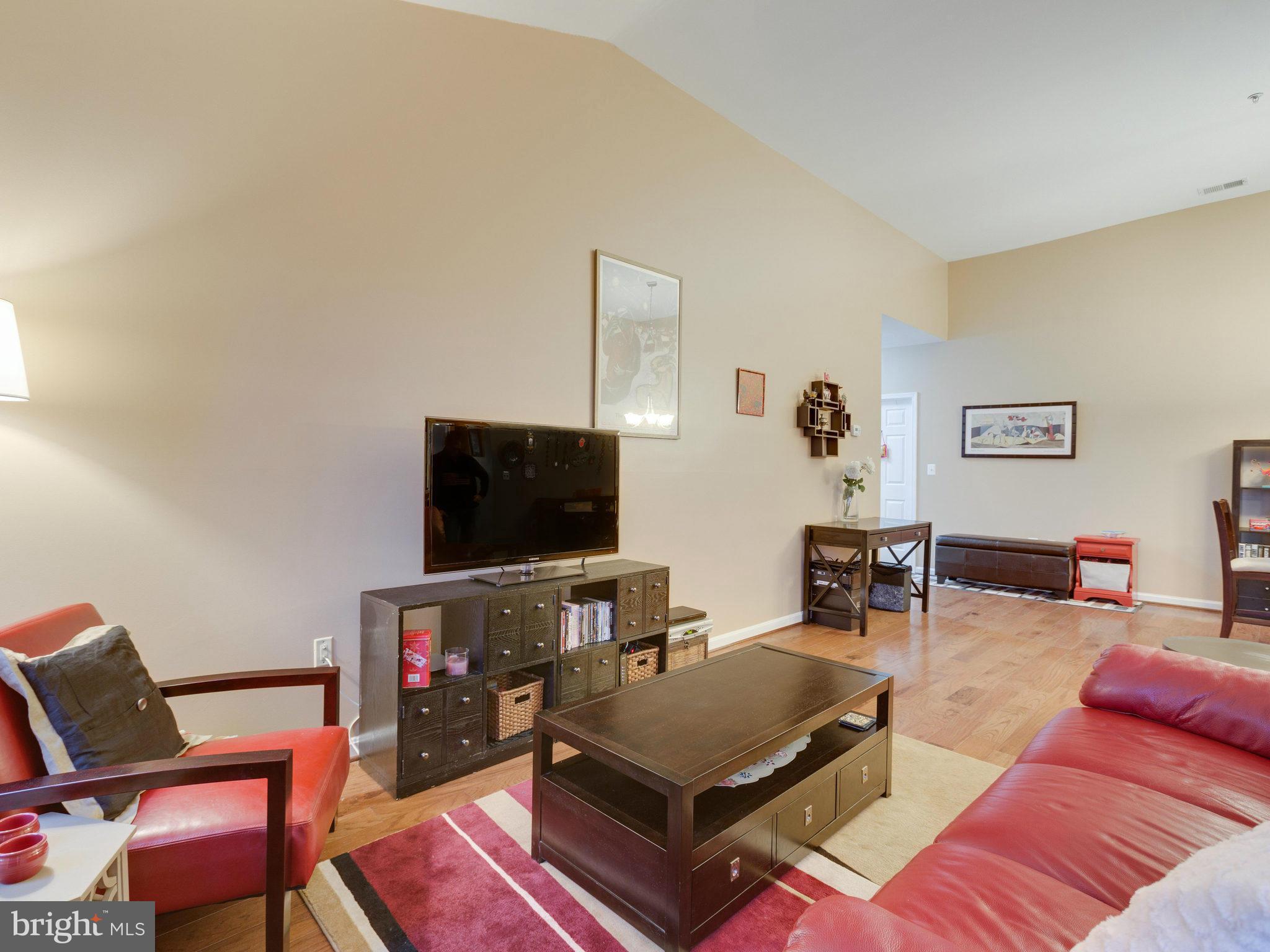 11401 Gate Hill Place, Unit 77 Reston, VA 20194 - Photo 6 of 30 Living Room