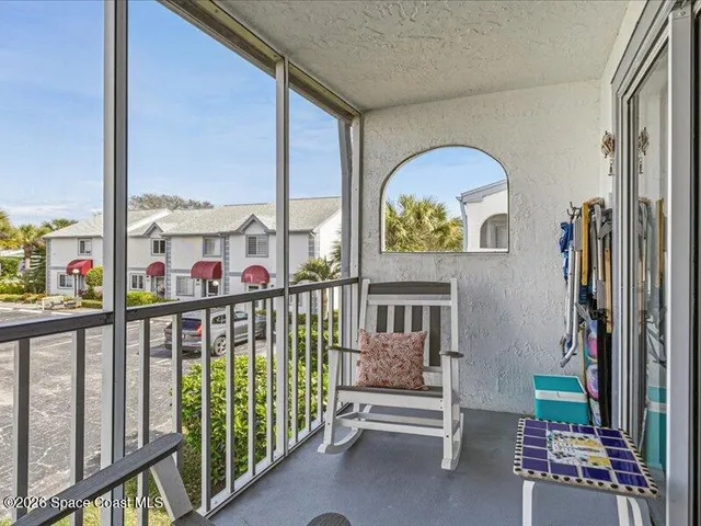 $217,000 | 522 Beach Park Lane, Unit V220, Cape Canaveral, FL 32920