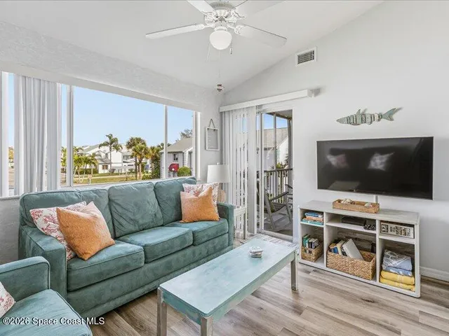 $217,000 | 522 Beach Park Lane, Unit V220, Cape Canaveral, FL 32920