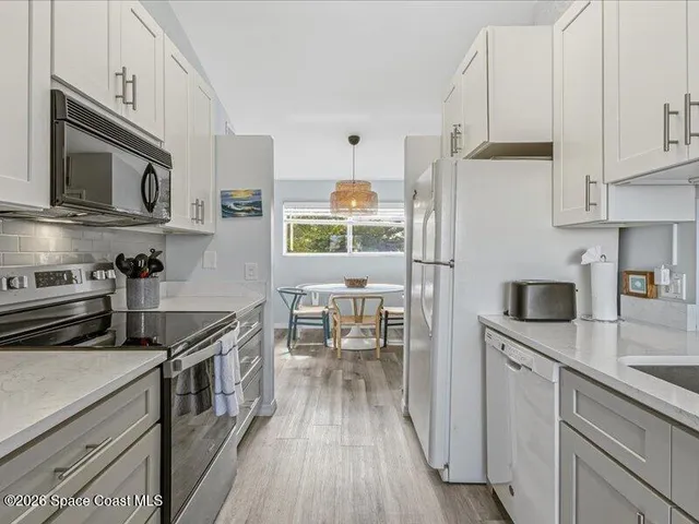 $217,000 | 522 Beach Park Lane, Unit V220, Cape Canaveral, FL 32920