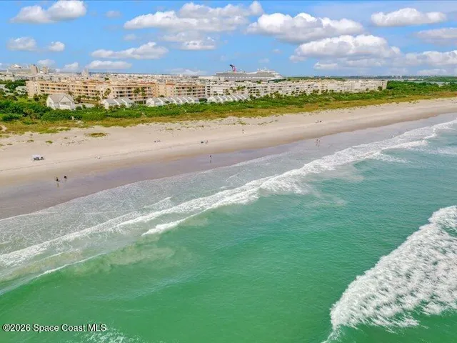 $217,000 | 522 Beach Park Lane, Unit V220, Cape Canaveral, FL 32920