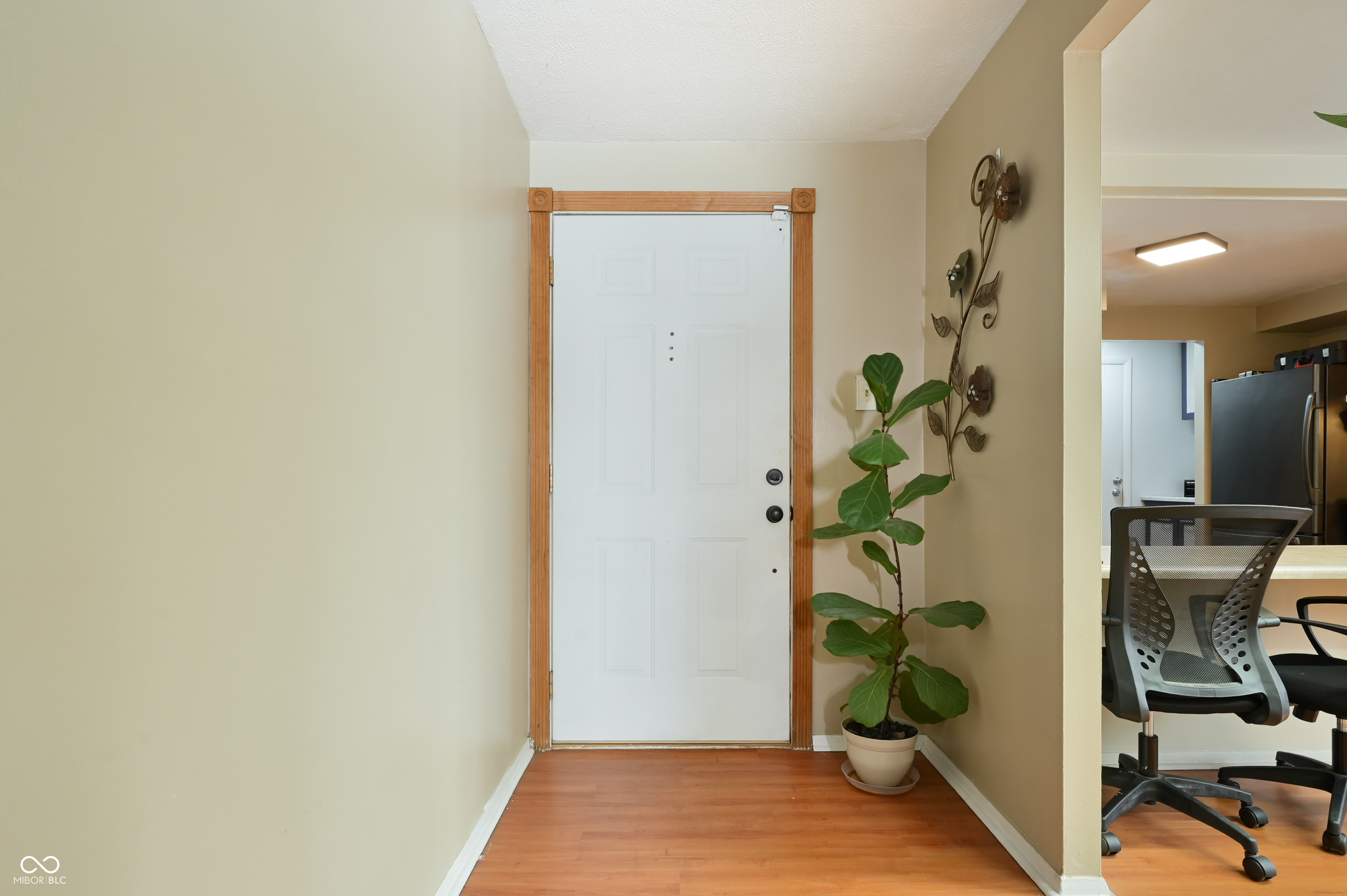 2003 Rockford Road Indianapolis, IN 46229 - Photo 7 of 32