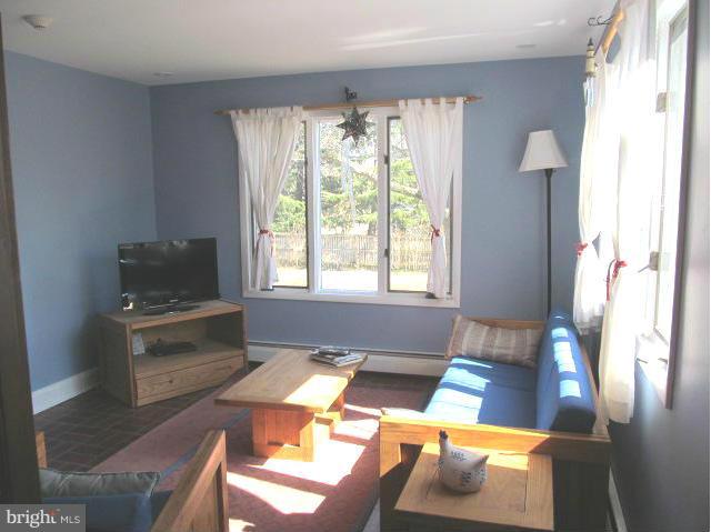 233 Ridgeway Road Catonsville, MD 21228 - Photo 12 of 18 Family Room