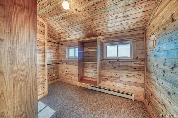 walk in closet