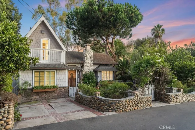 $2,950,000 | 559 Calliope Street, Laguna Beach, CA 92651